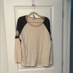 Honeyme Cream and Grey Long Sleeve Tee